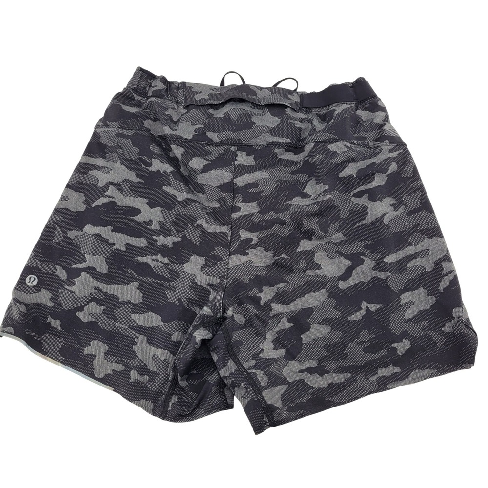 Lululemon Surge Shorts Mens Small Gray Camo Mesh Athletic Running Drawstring - Picture 2 of 5